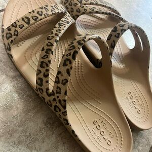 CROCS Kadee Sandal GENTLY USED